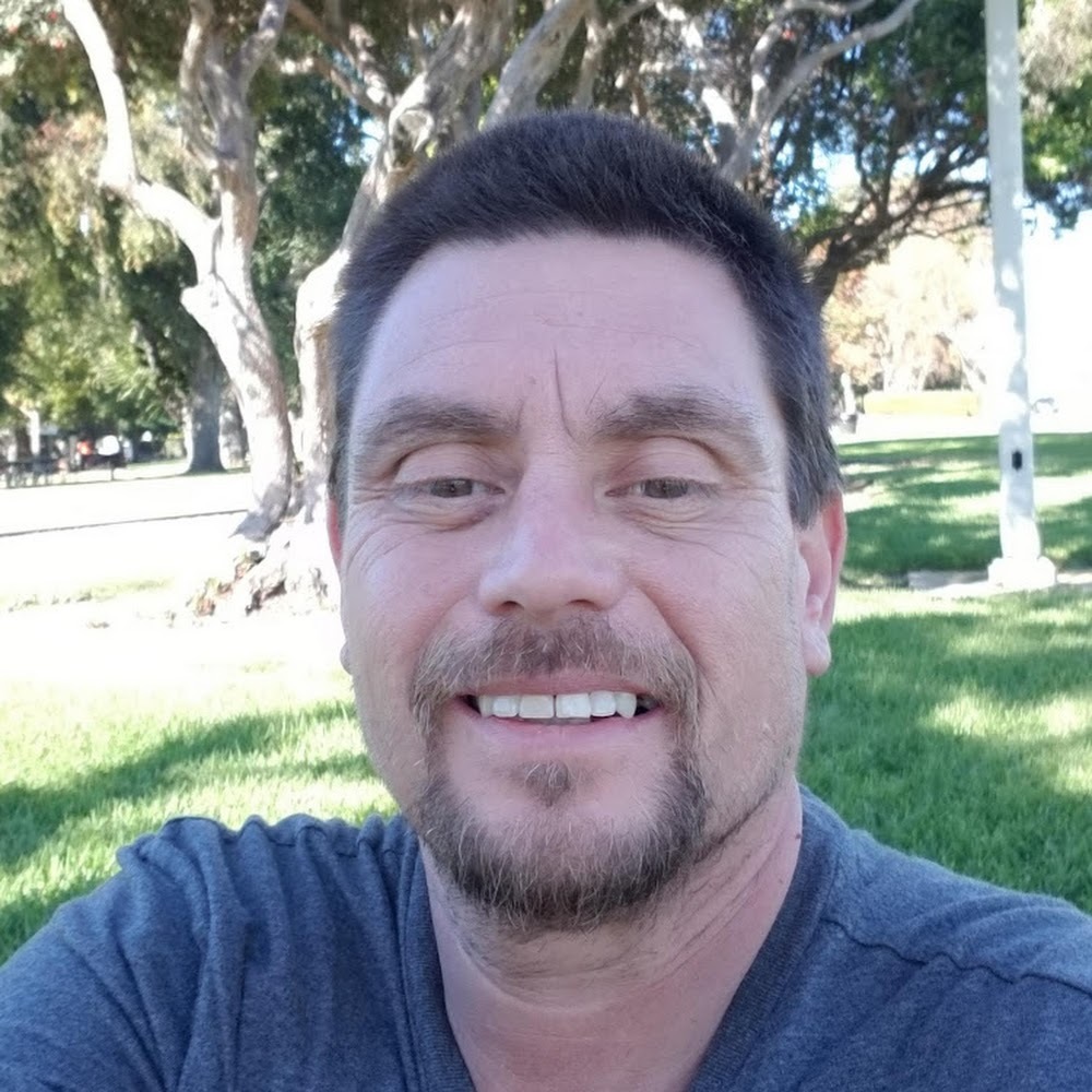 Meet your Posher, Roy